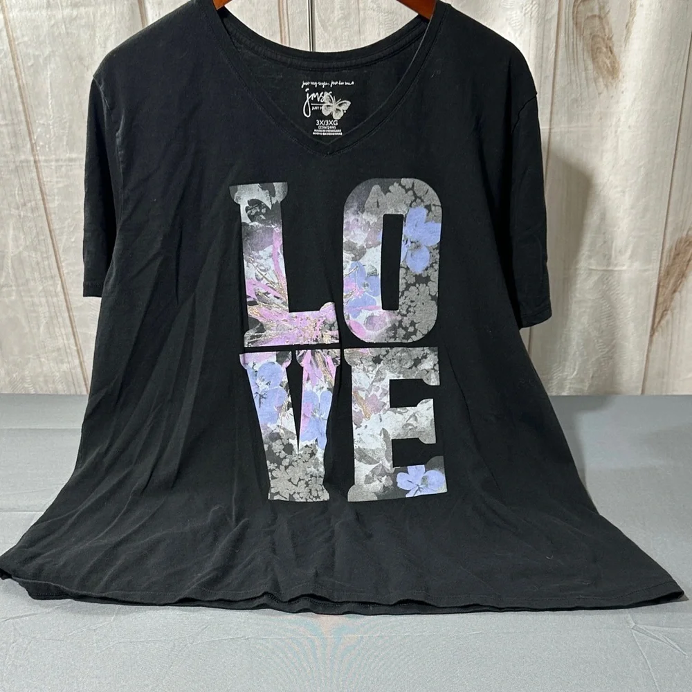 JMS Black Graphic T-Shirt with LOVE Print - Picture 1 of 5